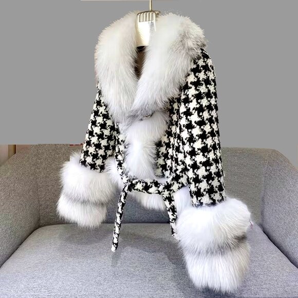 NWT: Size 12  Houndstooth Tweed & White Faux Fur Crop Jacket with Belt - Picture 3 of 3